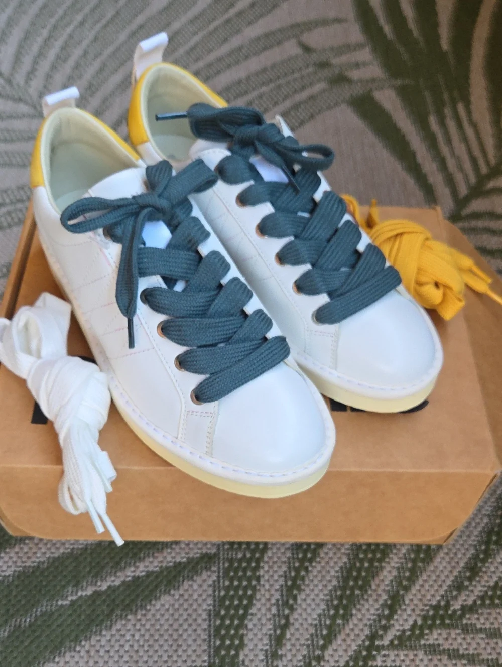 Panchic low top sneakers